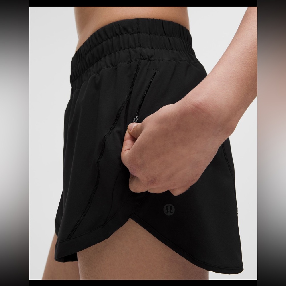 Lululemon track that mid rise short